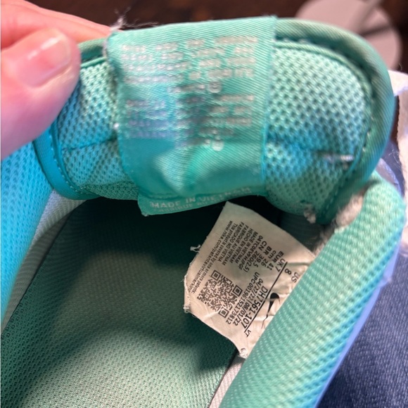 Air Force One white and teal size 8 Men’s - Picture 6 of 7